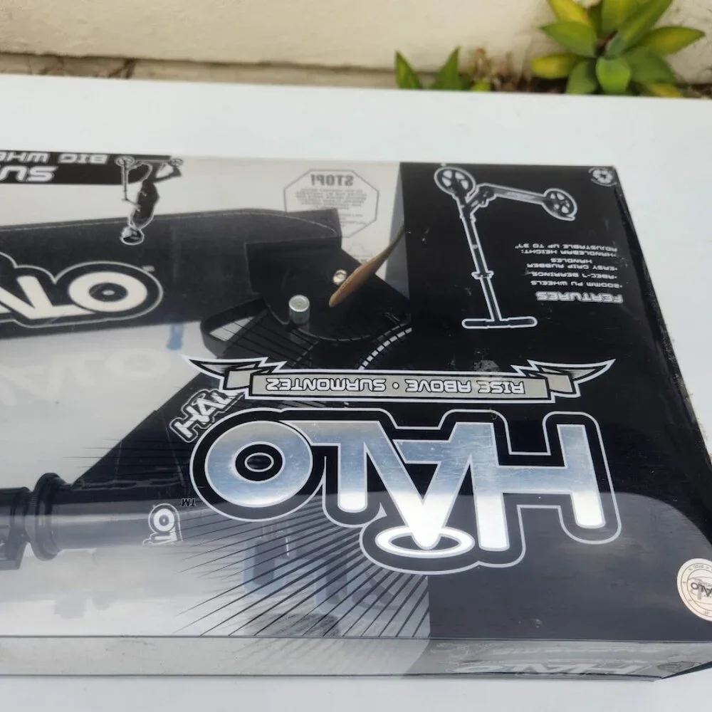 Brand New Halo Rise Above Scooter Supreme Big Wheel Scooter Makes a great Christ